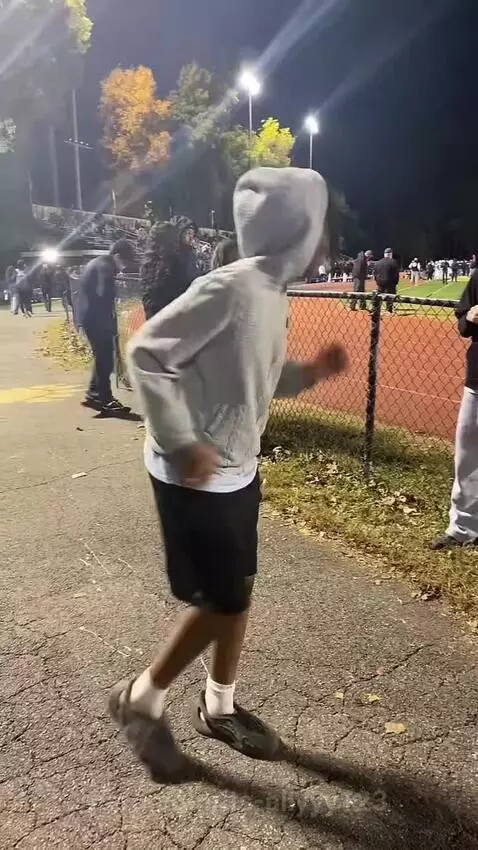 idek.. by its-allyyy123