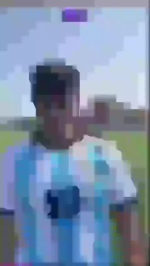 How to score a goal👍 by garythesnail