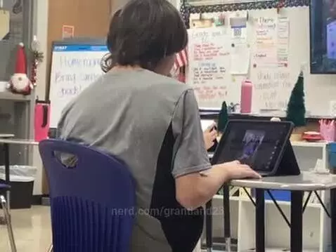 My boy dokota on that YouTube by grantland23