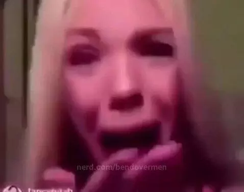 hot tounge by bendovermen