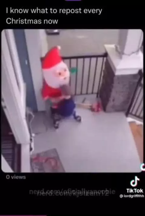 I think that i may have found Santa's true fear by oficiallyanoobie