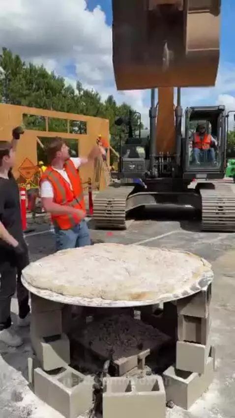 Making pizza with power tools. by bloxian