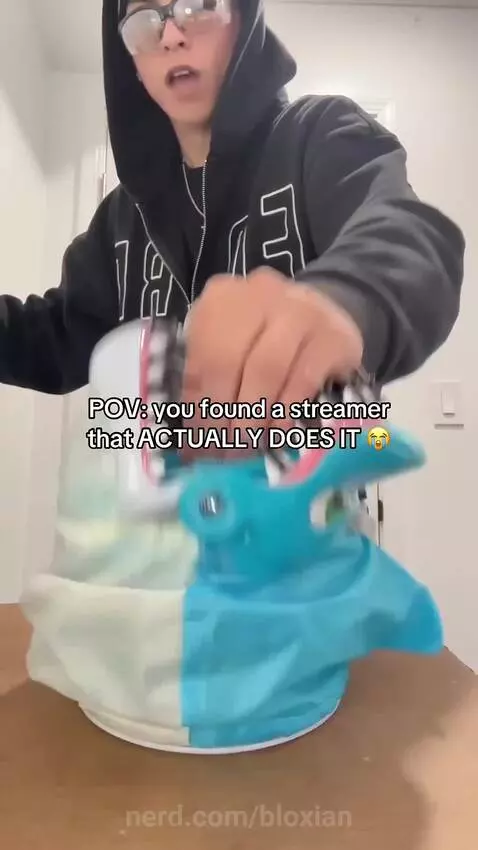 When u found the streamer that does it. by bloxian