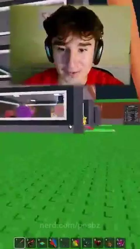 Doing a 1v1 for an La Secret Combination by posbz