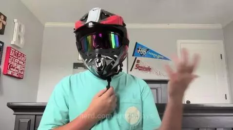 I don’t even know what to name the title by brooxplays