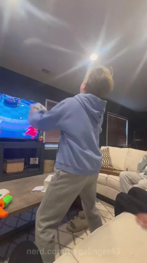 Owen hits the gnarly dance by tingalinger43