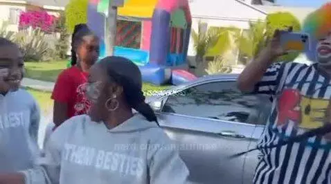 J and k by amarifinee