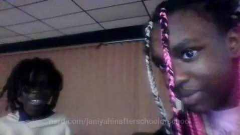 english or spanish by janiyahinafterschoolorschool