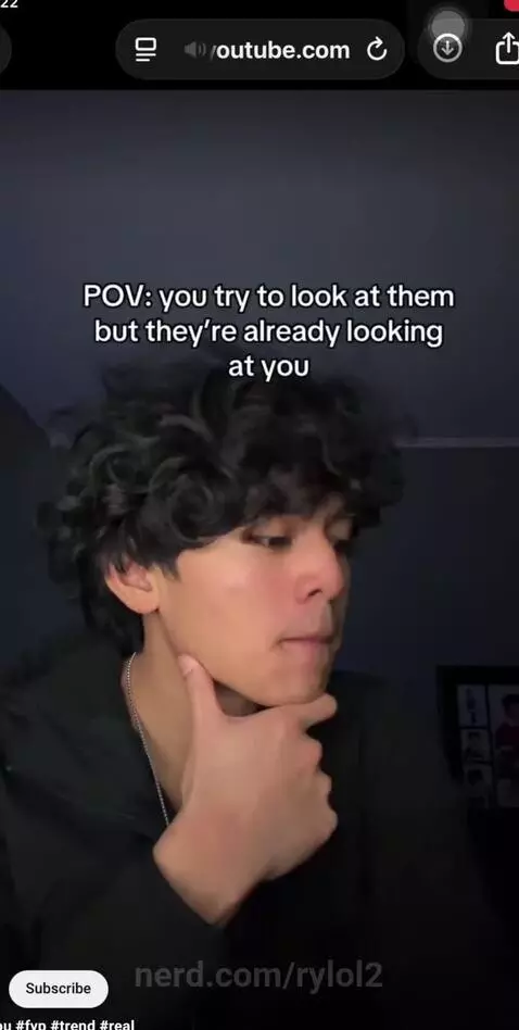 It’s my job to look at you by rylol2