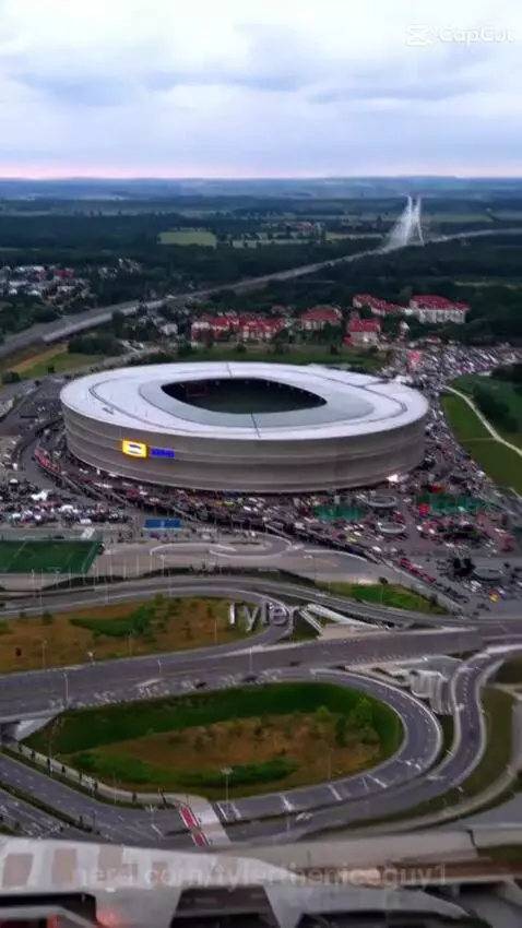 Video by tylertheniceguy1