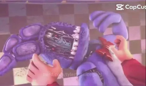 Video by tylertheniceguy1