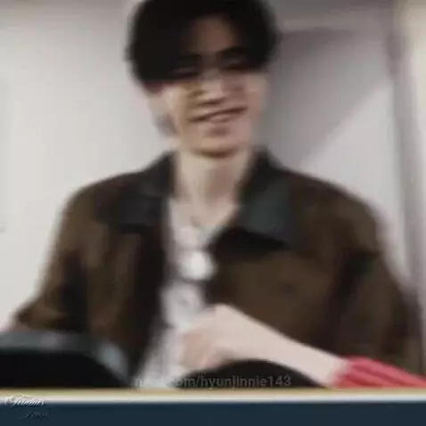 Sunghoon<3
𝐜𝐫 : 𝐭𝐢𝐤𝐭𝐨𝐤 *@t1ramishoon* by hyunjinnie143