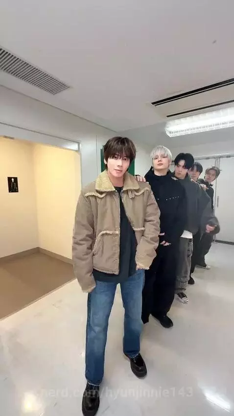 Tomorrow x together TxT by hyunjinnie143