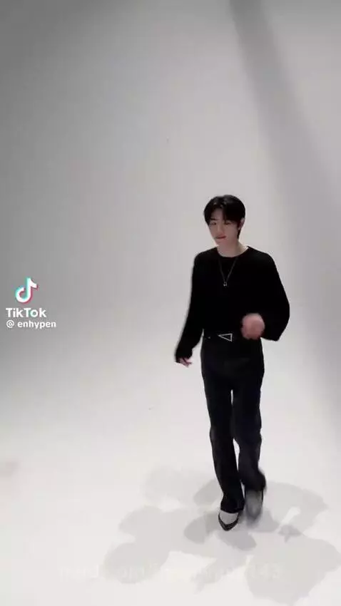 Get sunghooned pls<3 by hyunjinnie143