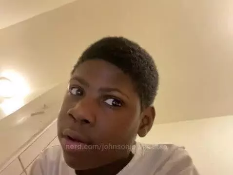 Add me on Roblox Roblox give away @Omziscool32117 add me by johnsonjohnjackso