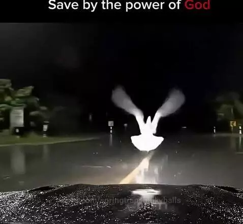 The power of God by springtrapsbulkyballs