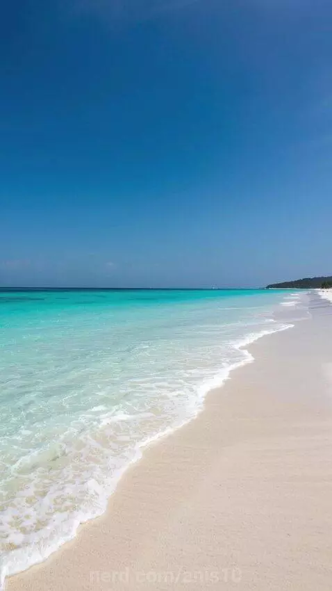 Satisfying beach vid! by anis10