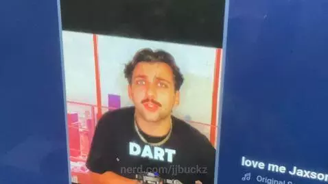 Jaxon dart by jjbuckz