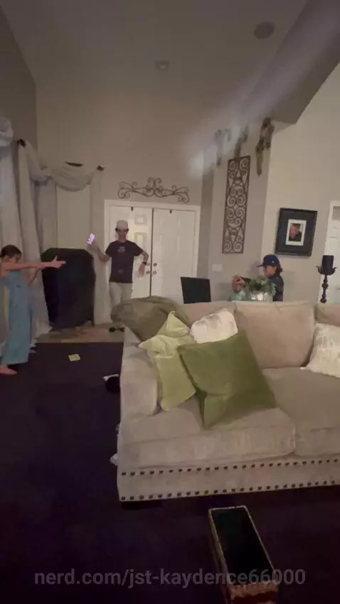 wth😭🥲🤣 by jst-kaydence66000