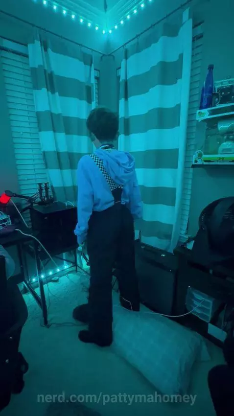 Better watch out!!! by pattymahomey