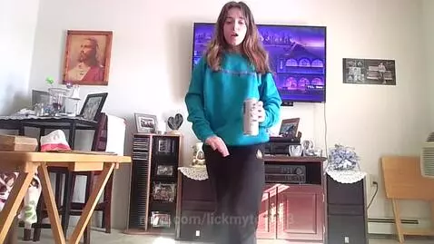 Wake uppp by lickmytoes13