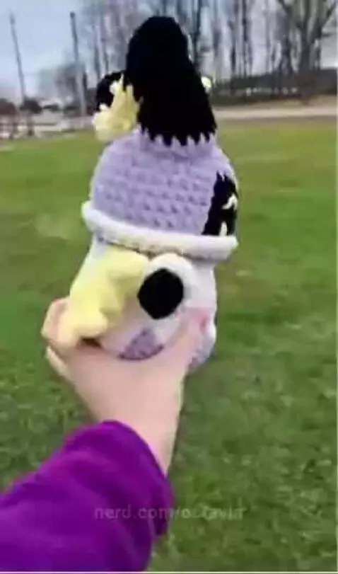 my friend make that (is a girl) by octavia