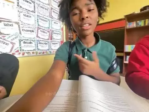 Hit me up ima stud #loyal #doit😘 by haileyisdagoatt