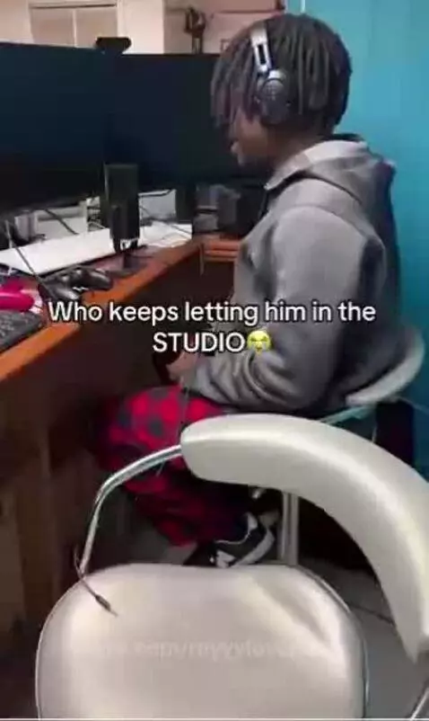 on bro by royyyloverchey