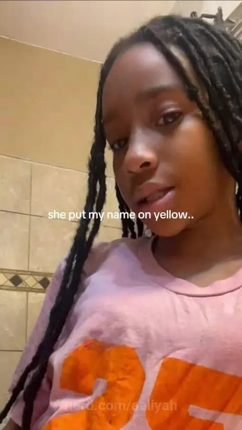 Yellow 💛💛💛 by aaliyah