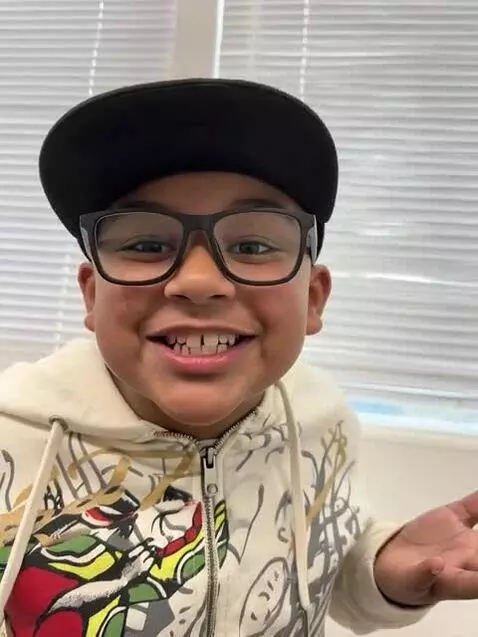 Boy acts autistic by jadenai