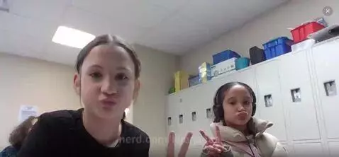 lil school dumpp by lilianaaaa