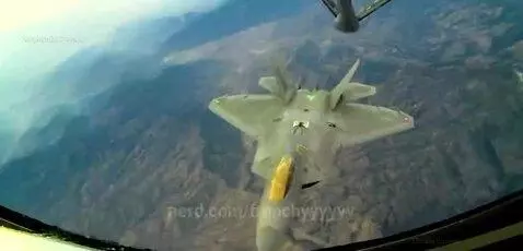 F-22!!!!! by frenchyyyyyy