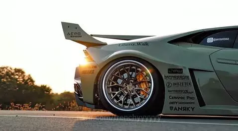 Luxury Lamborghini by frenchyyyyyy