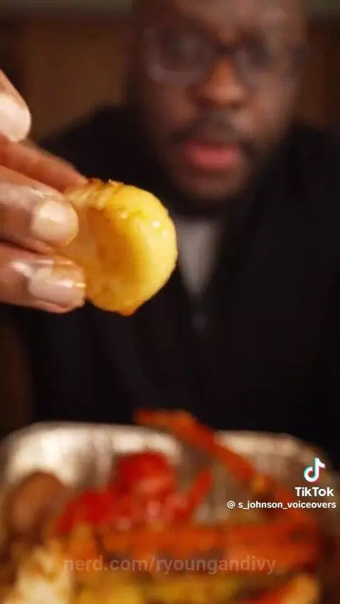 Mukbang by ryoungandivy