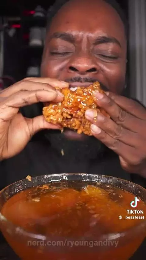 Mukbang by ryoungandivy