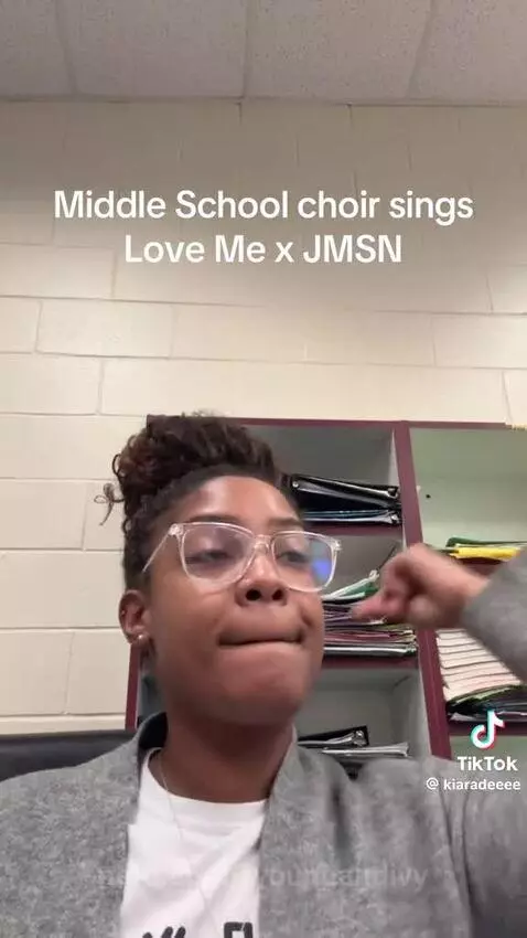 …Listen by ryoungandivy