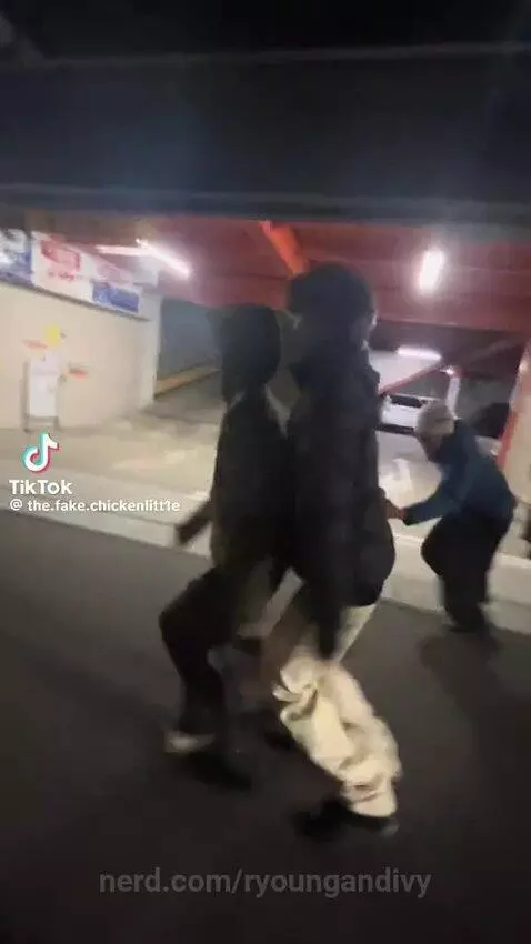 Video by ryoungandivy