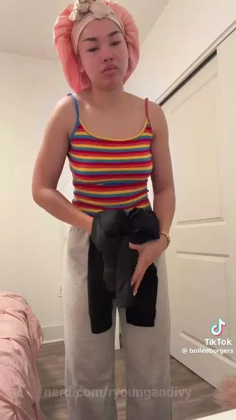 Video by ryoungandivy