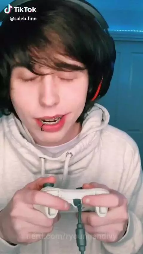 Video by ryoungandivy