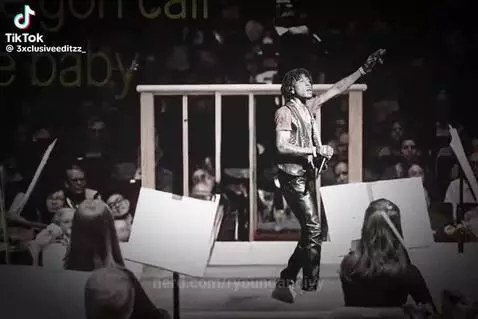 Video by ryoungandivy