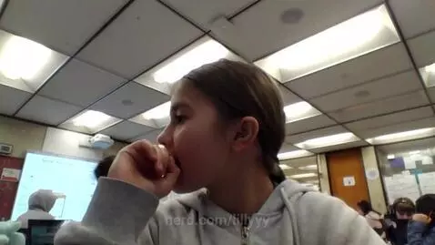 IM IN SCHOOL by lillyyy