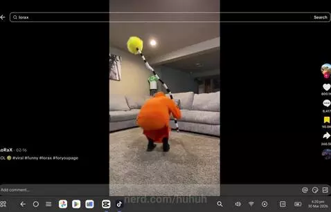 Shake it loraxxxx by huhuh