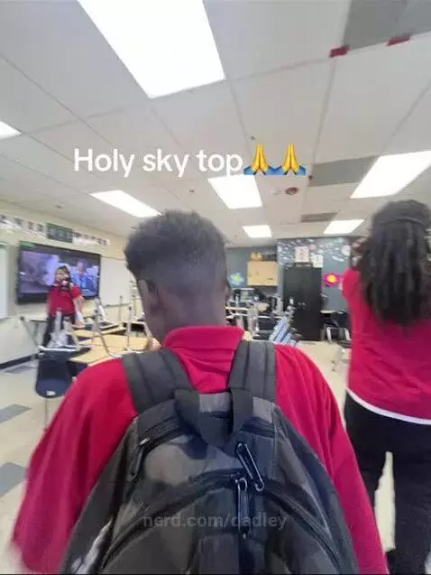 Sky top final boss of dooooom by dadley