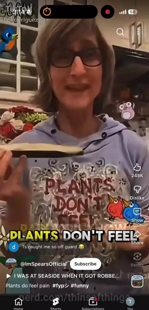 Video by thinsofthings