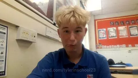 am in school but am acoustic by tylerinschool23