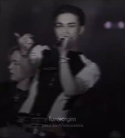 Hyunjinieee by imsoomia
