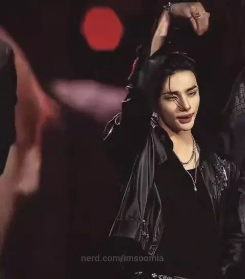 Hyunjin x arabic music? by imsoomia