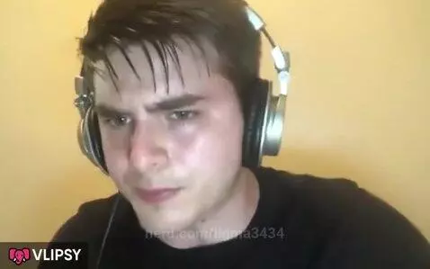 Me trying to get a battle Royale: by ligma3434