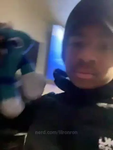 We’re not gonna give up on this meme by lilronron