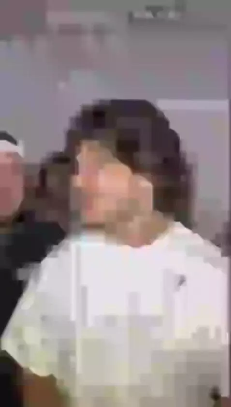 Video by low